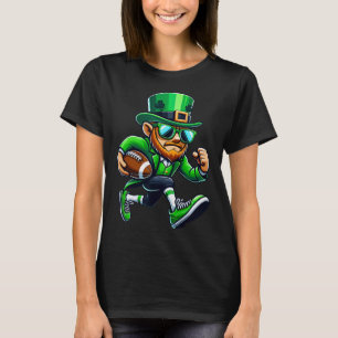 Tomte som spelar fotboll St Patricks Day Sport för T Shirt