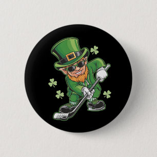 Tomte spelar hockey St Patrick's Day irländsk Knapp