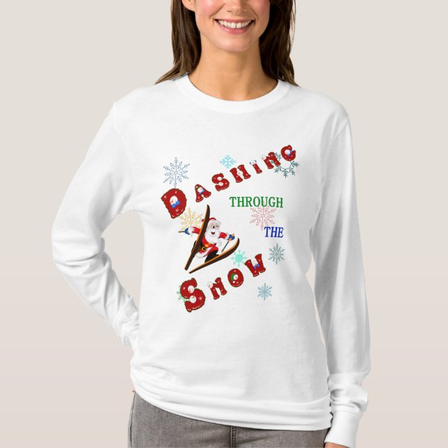 Tomte störtar genom snön på skidor t shirt (Framsida)