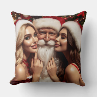 Tomtefar firar jul.. två gånger! kudde