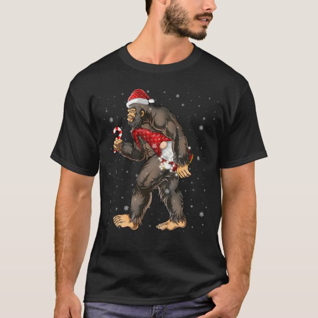 Tomten Bigfoot med Gnome-julsasquatch T Shirt (Framsida)