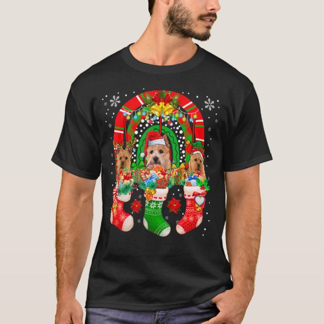 Tomten Reindeer Elf Norwich Terriers in Julafton S T Shirt (Framsida)