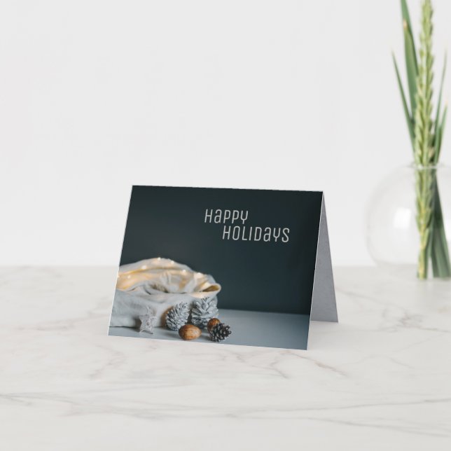 Tomtens väska med vink ljus, gräs cones och nöt helgkort (Framsida)