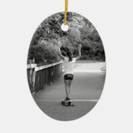 Tonåring Girl Longboarder Julgransprydnad Keramik