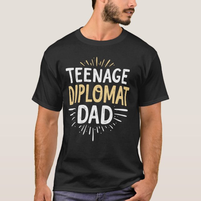 Tonårsdiplomatpappa T Shirt (Framsida)