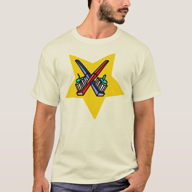 TOOTHPASTE FÖR TVÅ TANDBORSTAR TEE SHIRT (Framsida)