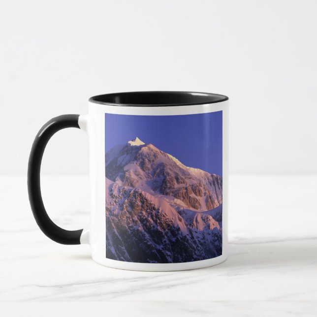 Toppen av Denali Peak Mt. McKinley) vid Mugg (Vänster)