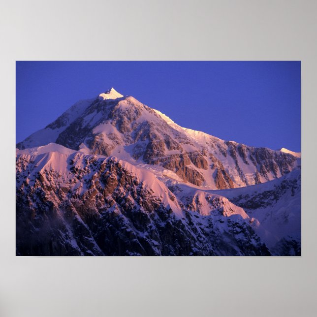 Toppen av Denali Peak Mt. McKinley) vid Poster (Framsidan)