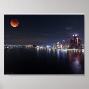 Toppen blodvargmåne över surrfotoet av Detroit Poster