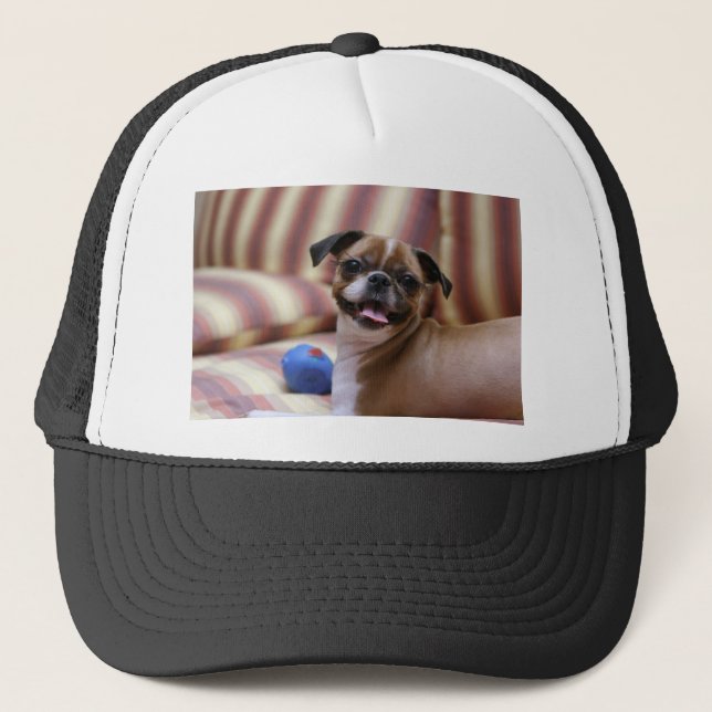 Toppen Cute hund med sin favorit boll Truckerkeps (Framsida)
