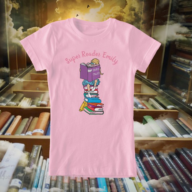 Toppen läsare tecknad stil flicka på bokar t shirt (Skapare uppladdad)