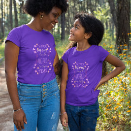 Toppen Mamma räddar världen T Shirt