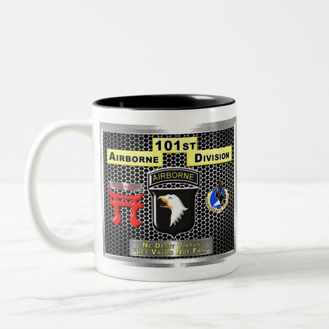 Toppen New Design of 101st Airborne Division Två-Tonad Mugg (Vänster)