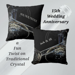 Toppled Crystal Vin Goblets Black Dekorativ kudde
