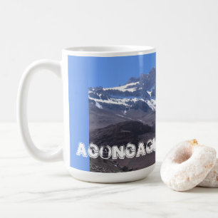 Toppmöte i toppen, berget Aconcagua, Argentina Kaffemugg