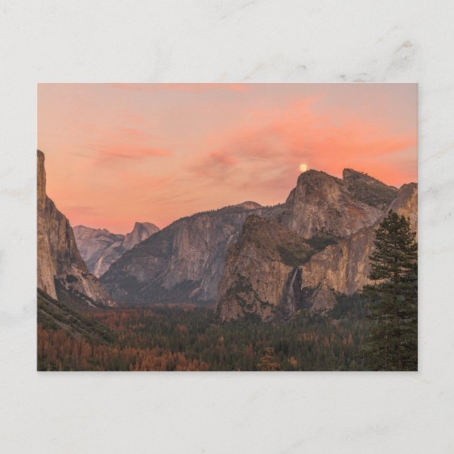 Toppna månelöneförhöjningar över domkyrkastenar vykort (Framsida)