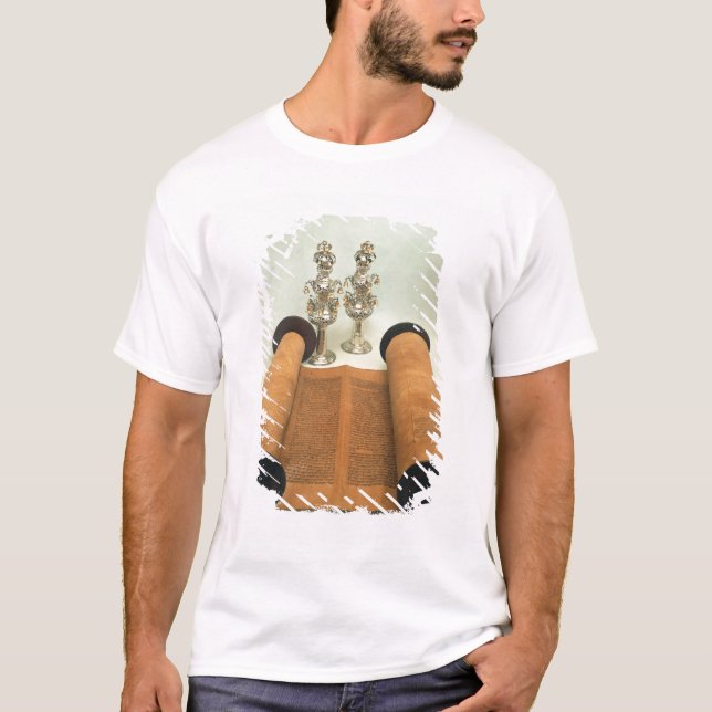 Torah rulla med silverkronafinials t shirt (Framsida)