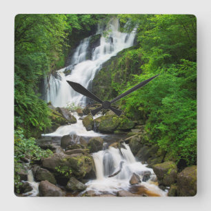 Torc vattenfall scenic, Irland Fyrkantig Klocka