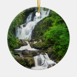 Torc vattenfallscenisk, Irland Julgransprydnad Keramik