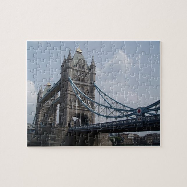 Torn Bridge Jigszle Puzzle Pussel (Horisontell)
