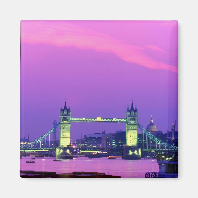 Torn Bridge, London, England 2 Magnet (Framsidan)