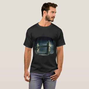 Torn Bridge London i Night Fog T Shirt