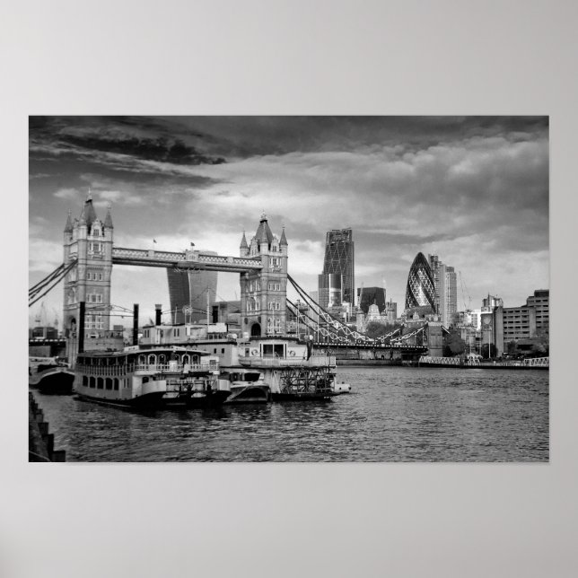 Torn Bridge River Thames London Poster (Framsidan)