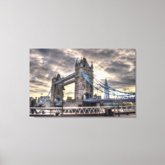 Torn Bridge & The Shard, London, England Canvastryck