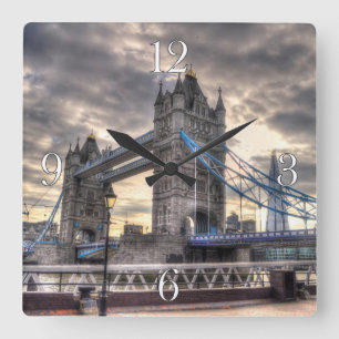 Torn Bridge & The Shard, London, England Fyrkantig Klocka