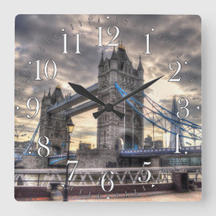 Torn Bridge & The Shard, London, England Fyrkantig Klocka