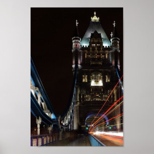 Torn överbryggar ljus London United Kingdom Europ Poster