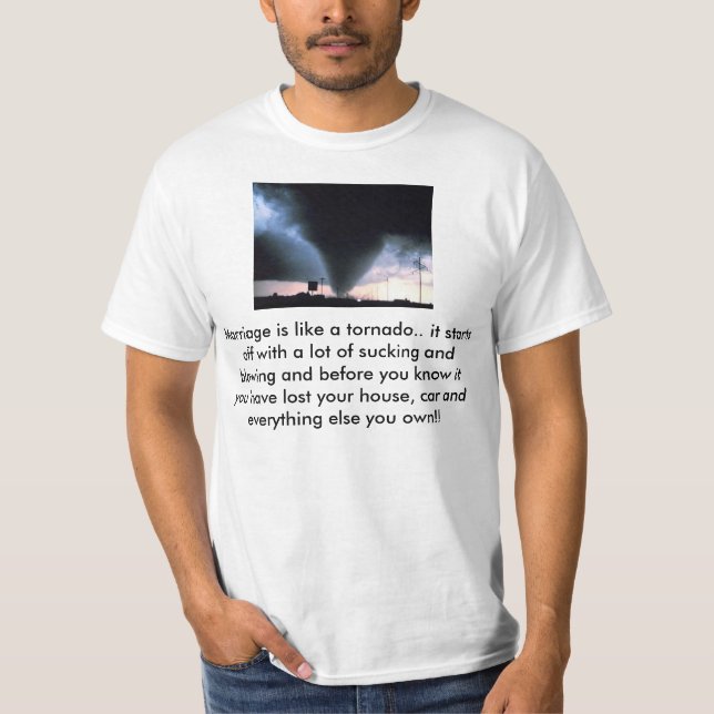 Tornado vs. giftermål t-shirt (Framsida)