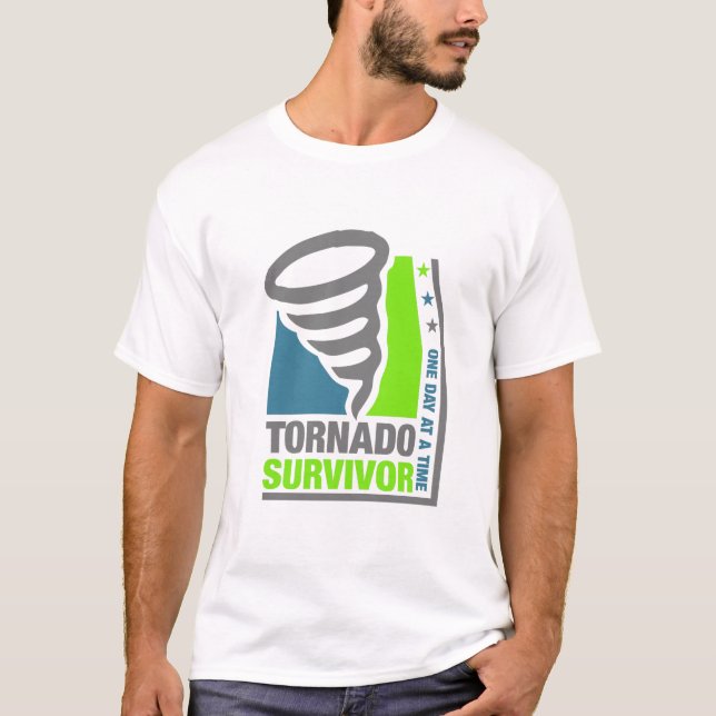 Tornadoöverlevande - ta det en dag i sänder t shirt (Framsida)