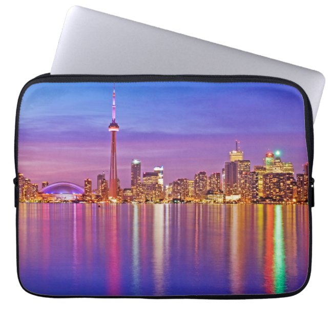 Toronto Stadssiluett vid skymning Laptop Fodral (Framsidan)