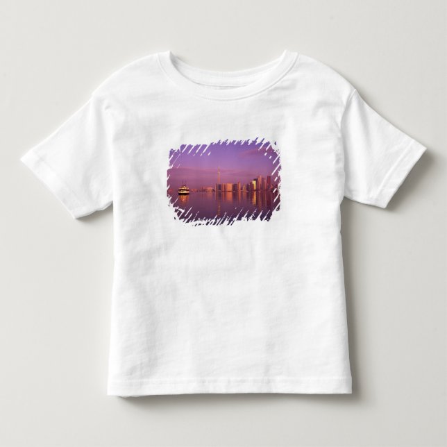 Torontos skyline, Ontario, Kanada Tee Shirt (Framsida)
