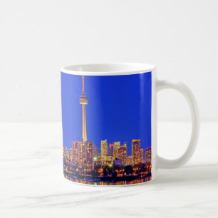 Torontos skyline på natten kaffemugg