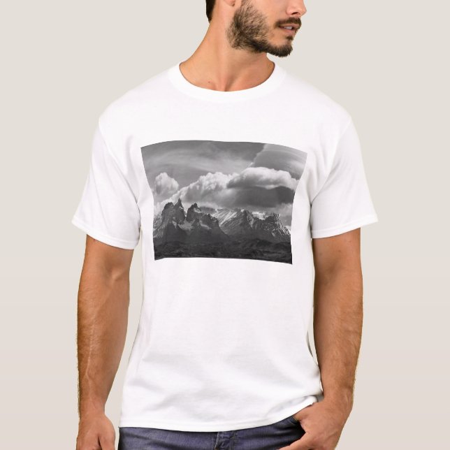 Torres Del Paine National Park, Cuernos och Tee Shirt (Framsida)