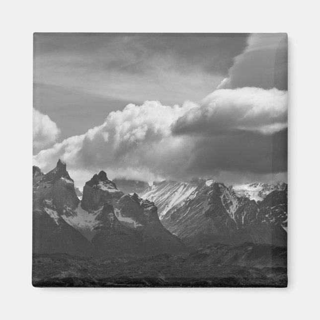 Torres Del Paine nationalpark, Cuernos och Magnet (Framsidan)