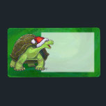 Tortoise i Santa Hat On Grönt Fraktsedel<br><div class="desc">Djurplåstret Parad i en jultomt på Gröntens julklappar och Dekorationer är vårt visuella konstverk av en söt sköldpadda som är utsliten i en röd julhatt med en texturerad grönt som målats av vår talangfulla djurartist, Traci Van Wagoner. På baksidan av många av de här roligt djurgåvorna hittar du också vår...</div>