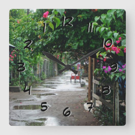 Tortuguero Costa Rica efter regnar tar tid på Fyrkantig Klocka