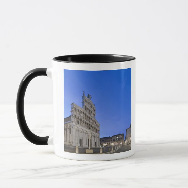 Toscana, Lucca, Piazza San Michele i gryningen Mugg (Vänster)