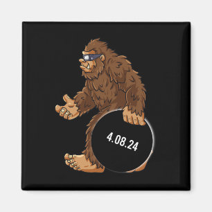 Total Solar Eclipse 04.08.2024 Bigfoot Roligt Boys Magnet
