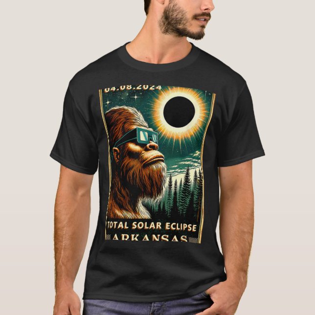 Total Solar Eclipse Arkansas - Bigfoot Eclipse Gle T Shirt (Framsida)