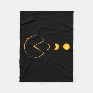 Total Solar Eclipse Funny Gamer Eating Solar Manar Fleecefilt