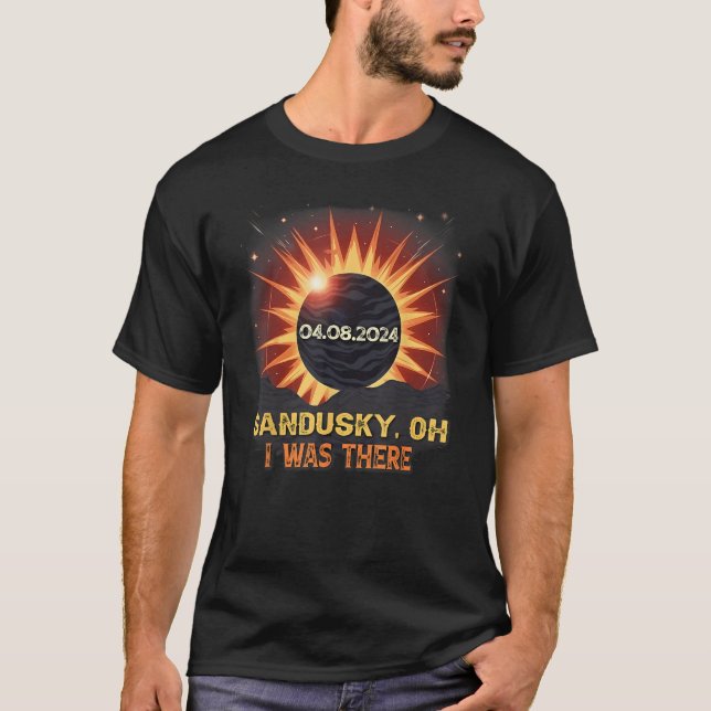 Total Solar Eclipse Retro Sandusky Ohio OH T Shirt (Framsida)