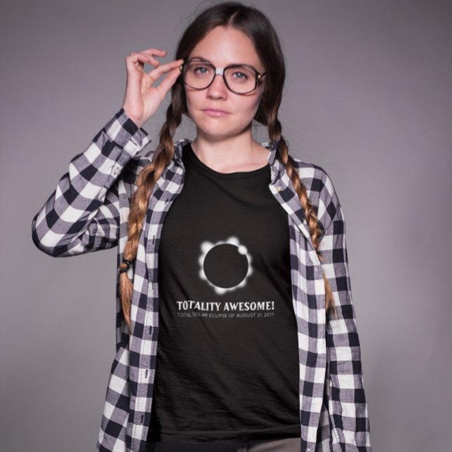 Totality Fantastisk Solar Eclipse T-shirt (Skapare uppladdad)