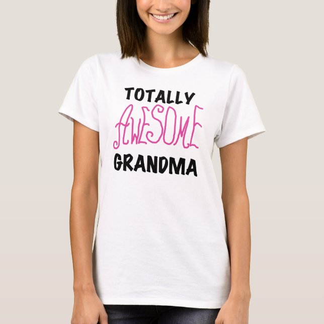 Totalt enorm mormor - rosa Tshirts och gåvor (Framsida)