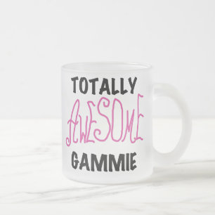 Totalt enorma Gammie rosa T-tröja och gåvor Frostad Glasmugg
