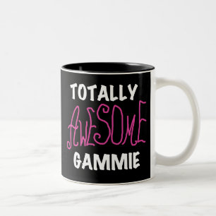 Totalt enorma Gammie rosa T-tröja och gåvor Två-Tonad Mugg