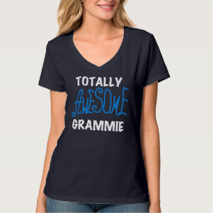 Totalt enorma gåvor för Grammie blåttTshirts T Shirt